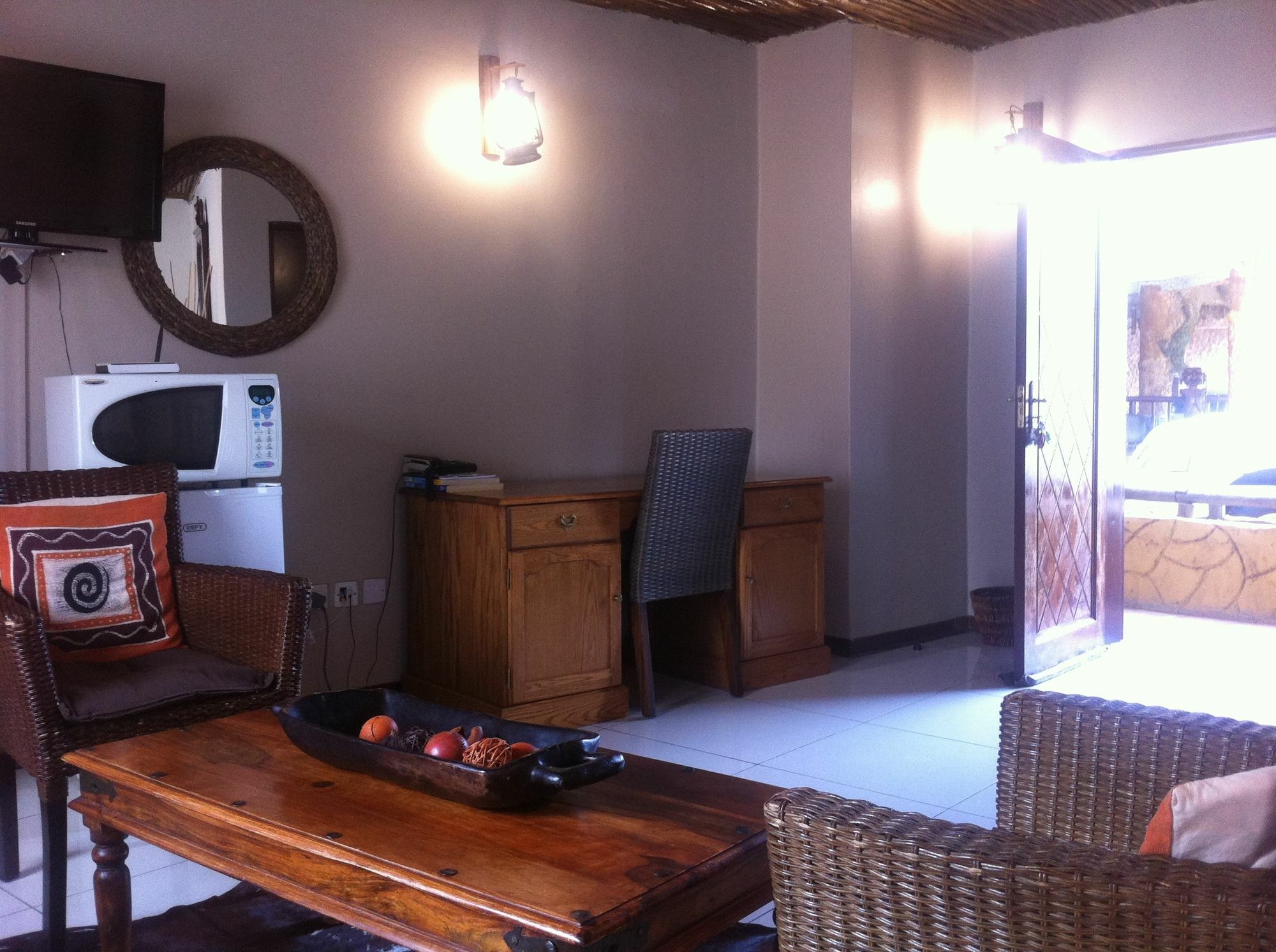 African Home Hotel Gaborone Exterior foto